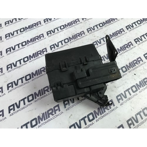 Корпус блока предохранителей Hyundai i30 2007-2012 919402L000